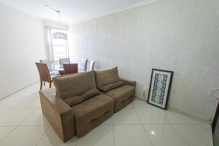 sala de apartamento para alugar com 2 quartos, 80m² em Itapoã, Belo Horizonte