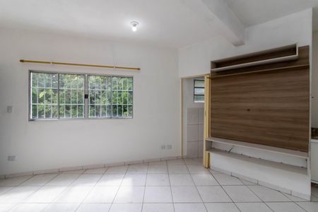 Casa para alugar com 80m², 2 quartos e 2 vagas Casa para alugar com 80m², 2 quartos e 2 vagasSala/Cozinha