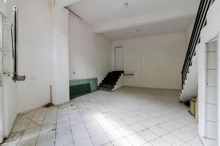 Casa para alugar com 80m², 2 quartos e 2 vagas Casa para alugar com 80m², 2 quartos e 2 vagasGaragem