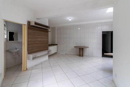 Casa para alugar com 80m², 2 quartos e 2 vagas Casa para alugar com 80m², 2 quartos e 2 vagasSala/Cozinha