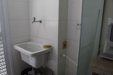 Apartamento à venda com 70m², 2 quartos e 1 vagaÁrea de Serviço
