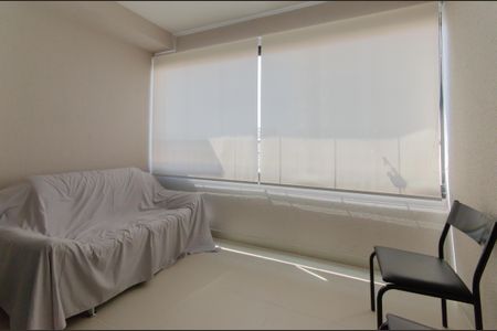 Studio para alugar com 32m², 1 quarto e sem vaga Studio para alugar com 32m², 1 quarto e sem vagaVaranda