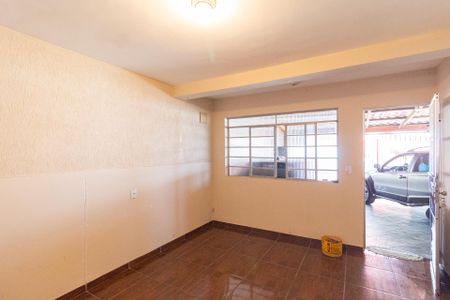 Sala de casa para alugar com 3 quartos, 104m² em Vila Lourdes, Carapicuíba
