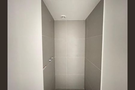 Apartamento à venda com 62m², 2 quartos e 1 vagaBanheiro 2