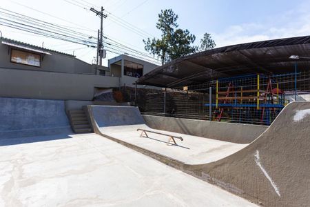 Apartamento para alugar com 64m², 2 quartos e 1 vaga Apartamento para alugar com 64m², 2 quartos e 1 vagaÁrea comum - Pista de skate