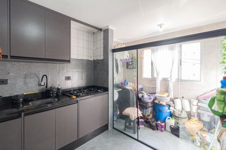 Apartamento para alugar com 64m², 2 quartos e 1 vaga Apartamento para alugar com 64m², 2 quartos e 1 vagaCozinha e área de serviço