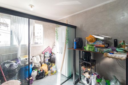 Apartamento para alugar com 64m², 2 quartos e 1 vaga Apartamento para alugar com 64m², 2 quartos e 1 vagaCozinha e área de serviço