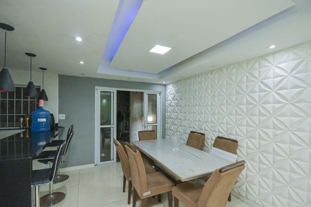 Casa à venda com 110m², 3 quartos e 1 vagaSala de Jantar