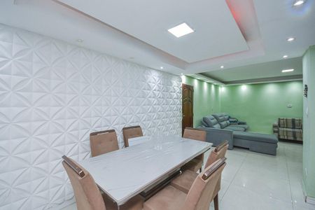 Casa à venda com 110m², 3 quartos e 1 vagaSala de Jantar