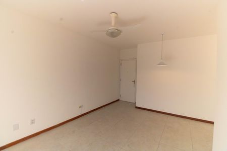 Sala de apartamento para alugar com 2 quartos, 71m² em Icaraí, Niterói