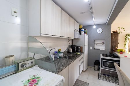 Apartamento à venda com 65m², 2 quartos e 1 vagaCozinha e Área de Serviço