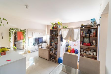 Apartamento à venda com 65m², 2 quartos e 1 vagaSala