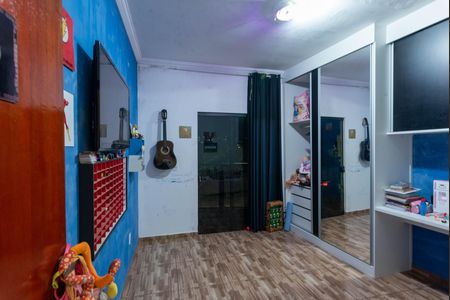 Casa à venda com 102m², 4 quartos e 1 vaga Casa à venda com 102m², 4 quartos e 1 vagaQuarto 2