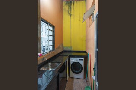 Casa à venda com 102m², 4 quartos e 1 vaga Casa à venda com 102m², 4 quartos e 1 vagaÁrea de Serviço