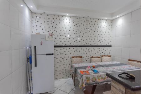 Casa à venda com 102m², 4 quartos e 1 vaga Casa à venda com 102m², 4 quartos e 1 vagaCozinha