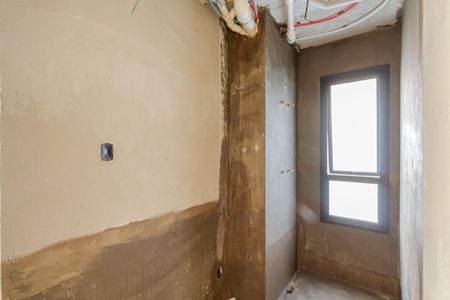 Apartamento à venda com 238m², 3 quartos e 3 vagasBanheiro da Suíte 2