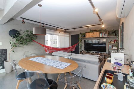 Apartamento à venda com 63m², 1 quarto e 1 vagaSala/ Cozinha