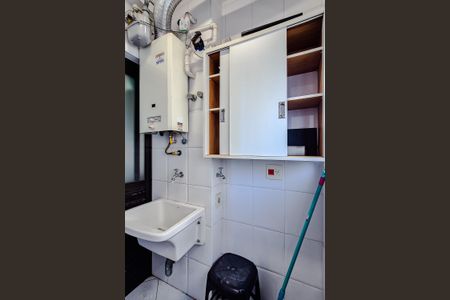 Apartamento à venda com 58m², 2 quartos e 1 vagaÁrea de Serviço