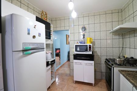Casa para alugar com 90m², 4 quartos e sem vaga