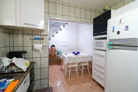 Casa para alugar com 90m², 4 quartos e sem vaga