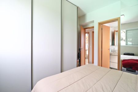 Apartamento para alugar com 70m², 2 quartos e 1 vagaQuarto 2 - Suíte