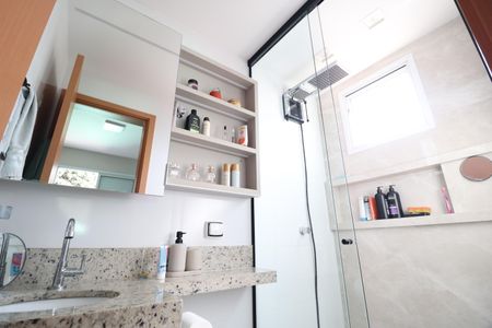 Apartamento para alugar com 70m², 2 quartos e 1 vagaBanheiro do Quarto 2