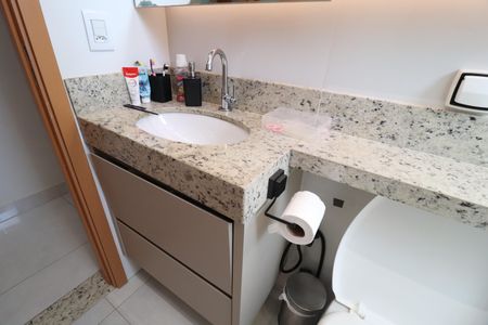 Apartamento para alugar com 70m², 2 quartos e 1 vagaBanheiro Social