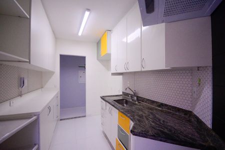 Apartamento para alugar com 64m², 3 quartos e 2 vagasCozinha/Área de Serviço 