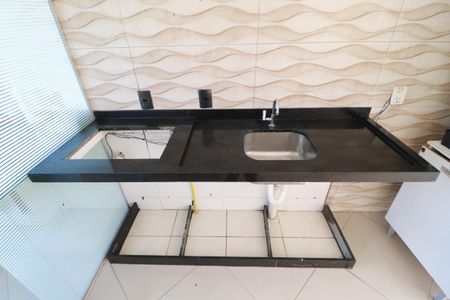 Apartamento para alugar com 48m², 2 quartos e 1 vagaBanheiro 