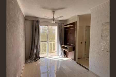 Sala de apartamento para alugar com 2 quartos, 44m² em Vila Marieta, Campinas