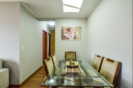 Apartamento à venda com 62m², 2 quartos e 1 vagaSala