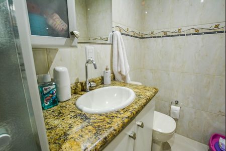 Apartamento à venda com 62m², 2 quartos e 1 vagaBanheiro