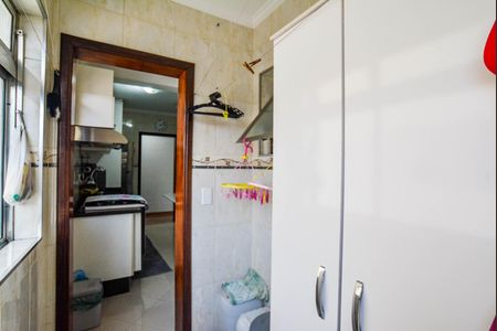 Apartamento à venda com 62m², 2 quartos e 1 vagaÁrea de Serviço