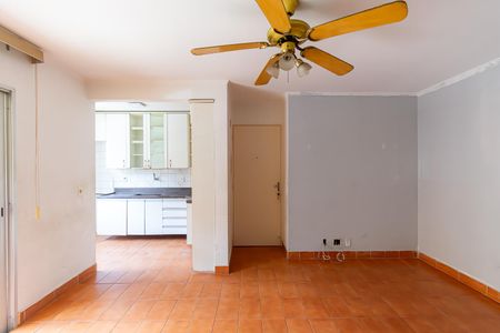 Apartamento à venda com 52m², 2 quartos e 1 vagaSala