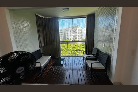 Apartamento para alugar com 72m², 1 quarto e 1 vagaVaranda