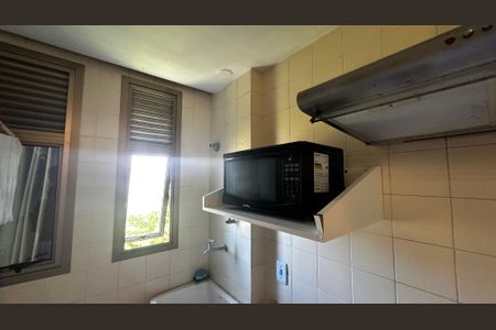 Apartamento para alugar com 72m², 1 quarto e 1 vagaÁrea de Serviço