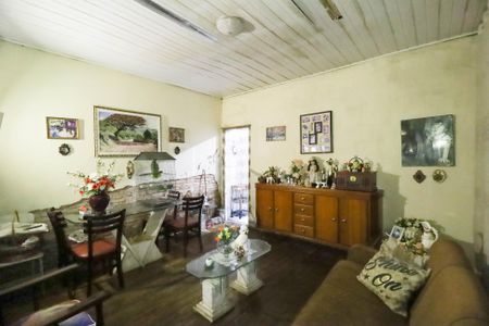 Casa à venda com 3 quartos, 90m² em Vila Medeiros, São Paulo