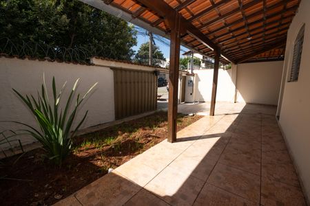 Casa à venda com 207m², 3 quartos e 2 vagasGaragem
