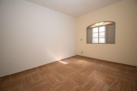 Casa à venda com 207m², 3 quartos e 2 vagasQuarto 3