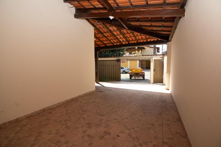 Casa à venda com 207m², 3 quartos e 2 vagasGaragem