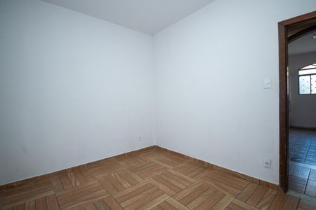 Casa à venda com 207m², 3 quartos e 2 vagasQuarto 2