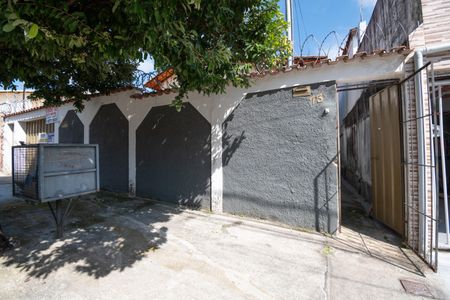 Casa à venda com 207m², 3 quartos e 2 vagasFachada