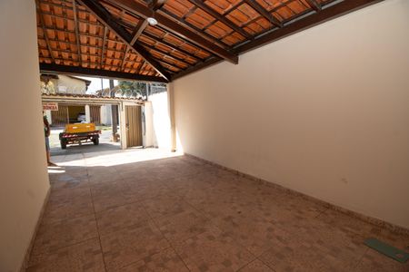 Casa à venda com 207m², 3 quartos e 2 vagasGaragem