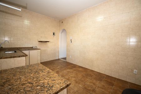 Casa à venda com 207m², 3 quartos e 2 vagasCozinha