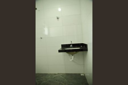 Casa à venda com 140m², 3 quartos e 2 vagasBanheiro Suíte 2 