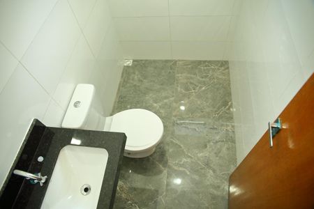 Casa à venda com 140m², 3 quartos e 2 vagasBanheiro Suíte 1 