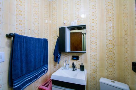 Casa à venda com 106m², 3 quartos e 1 vagaBanheiro