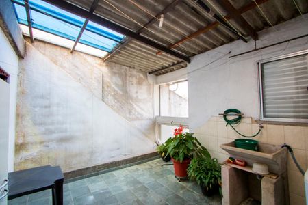 Casa à venda com 106m², 3 quartos e 1 vagaÁrea de Serviço