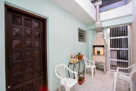 Casa à venda com 106m², 3 quartos e 1 vagaCorredor - Externo