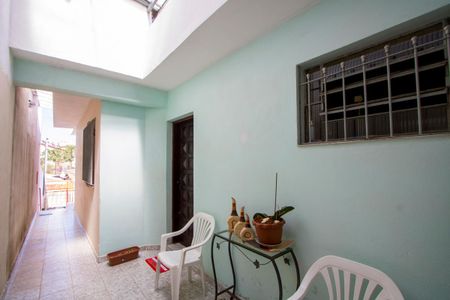 Casa à venda com 106m², 3 quartos e 1 vagaCorredor - Externo